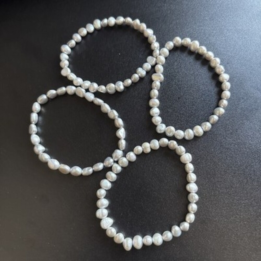 Dyed Natural Pearl Stretch Bracelets - Set Of 4 Matching Light Grey